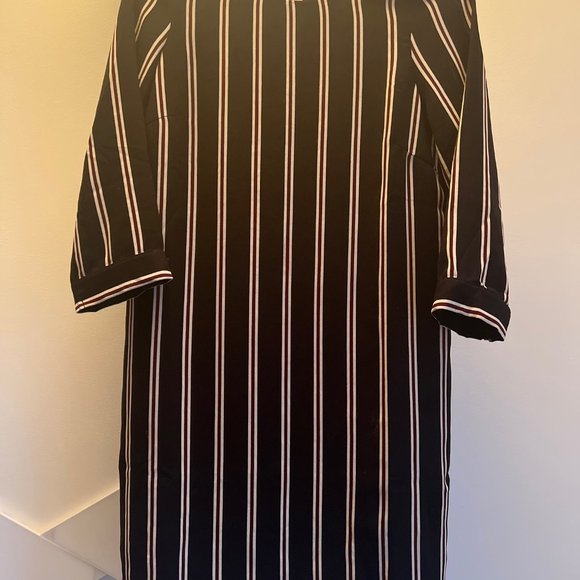 Vero Moda stripped dress - Picture 1 of 3